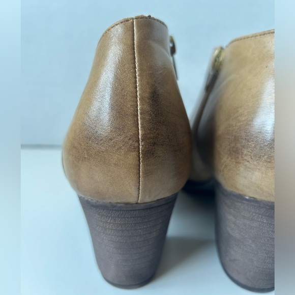 Mata Women’s Booties - Tan / Brown - Sz 7 - Picture 11 of 14